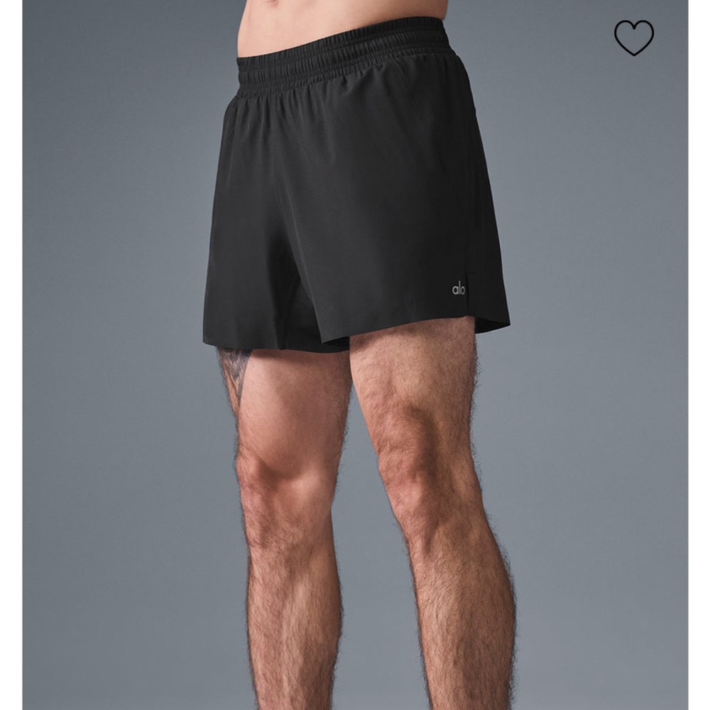 3RD RESTOCK ALO Yoga Men’s “Adapt” Short 5” Inseam with 3” Liner (M) BESTSELLER